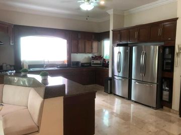 Casa en Venta en Residencial Villa Magna en Cancún 5 recámaras Coldwell Banker