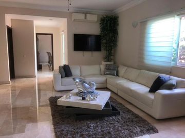 Casa en Venta en Residencial Villa Magna en Cancún 5 recámaras Coldwell Banker