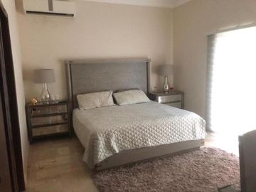 Casa en Venta en Residencial Villa Magna en Cancún 5 recámaras Coldwell Banker