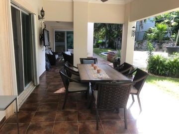 Casa en Venta en Residencial Villa Magna en Cancún 5 recámaras Coldwell Banker