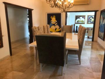 Casa en Venta en Residencial Villa Magna en Cancún 5 recámaras Coldwell Banker