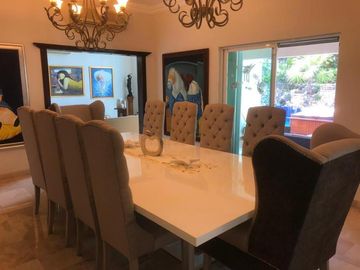 Casa en Venta en Residencial Villa Magna en Cancún 5 recámaras Coldwell Banker