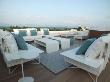 Lujosa Casa en Venta en el Condominio Residencial Puerto Cancún Coldwell Banker