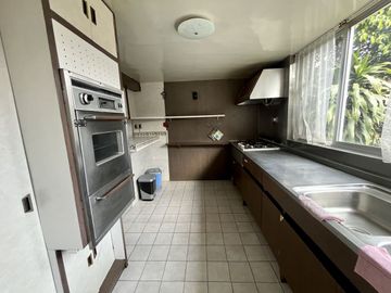 Casa en Venta Las Aguilas calle  1A Cerrada las Aguilas cerrada con seguridad