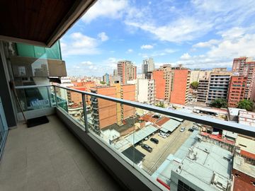 Exclusivo LOFT de 1 dormitorio + escritorio y cochera, Junín al 600, Barrio Norte