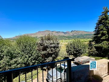 Casa en venta en el encantador Callejón de GINGIN, San Martín de los Andes, Patagonia Argentina.