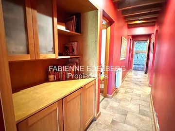 Casa en venta en el encantador Callejón de GINGIN, San Martín de los Andes, Patagonia Argentina.