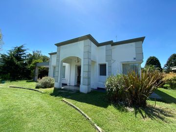 Casa de 3 amb. a la venta en Club de Campo Las Perdices, Ruta 3 Km 47.700