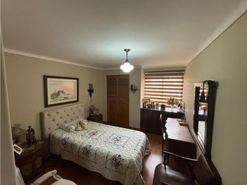 VENTA DE AMPLIO, CÓMODO Y HERMOSO APARTAMENTO DUPLEX POBLADO MEDELLN