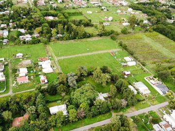 Terreno en el Barrio El Haritas ubicado en San Carlos en 148 y 523