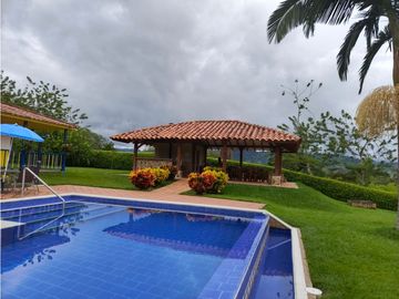 VENTA FINCA FAMILIAR Y DE TURISMO QUIMBAYA QUINDIO