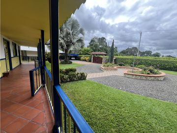VENTA FINCA FAMILIAR Y DE TURISMO QUIMBAYA QUINDIO