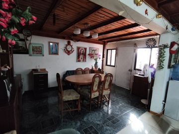 VENTA DE CASA COMERCIAL QUILICURA |URETA BRAVO PROPIEDADES|
