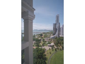 Venta de Apartemento PH Balboa Tower, Bella Vista, Avenida Balboa