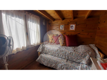 CASA CABAÑA / QUEBRACHO AL 600 - CARILO