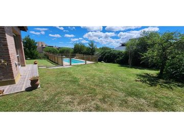 CASA EN EL DORADO 2 PILETA PARQUE - VILLA CARLOS PAZ - CORDOBA