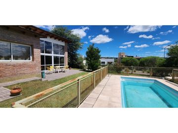 CASA EN EL DORADO 2 PILETA PARQUE - VILLA CARLOS PAZ - CORDOBA