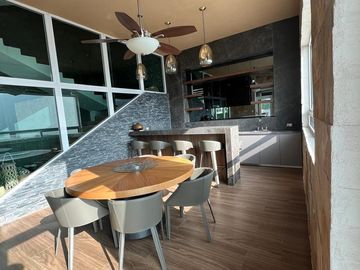 Casa en  venta en Carretera Nacional, Fracc. La Toscana, Monterrey, N.L.