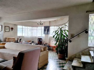 SE VENDE CASA, COMO CASA O TERRENO, OLIVAR DE LOS PADRES !