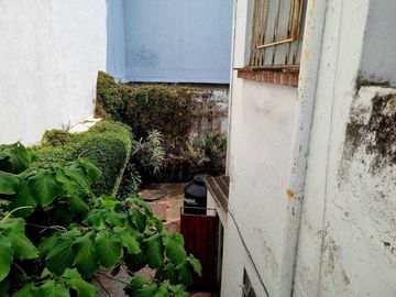 SE VENDE CASA, COMO CASA O TERRENO, OLIVAR DE LOS PADRES !