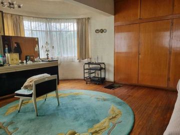SE VENDE CASA, COMO CASA O TERRENO, OLIVAR DE LOS PADRES !