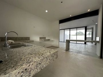 CASA CAMPOS EN VENTA DZITYÁ, MÉRIDA.