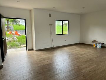 Quinta en venta fraccionamiento mil encinos/ /  una planta / 5,100,00