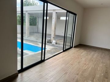 Quinta en venta fraccionamiento mil encinos/ /  una planta / 5,100,00