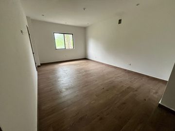 Quinta en venta fraccionamiento mil encinos/ /  una planta / 5,100,00