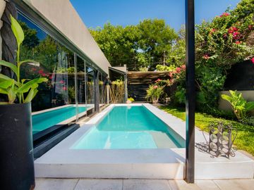 Increible Casa en Venta en el Corazon de Funes con Piscina