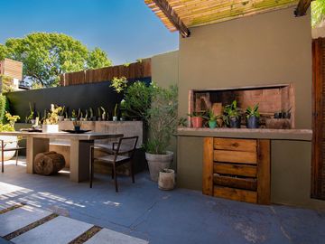 Increible Casa en Venta en el Corazon de Funes con Piscina