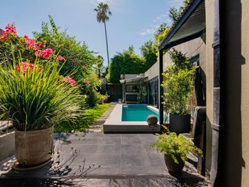 Increible Casa en Venta en el Corazon de Funes con Piscina