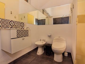 Increible Casa en Venta en el Corazon de Funes con Piscina