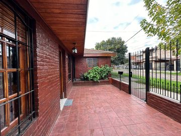 ALQUILER CASA QUILMES
