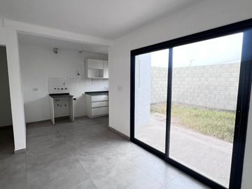 VENTA DUPLEX RINCONES DE MANANTIALES