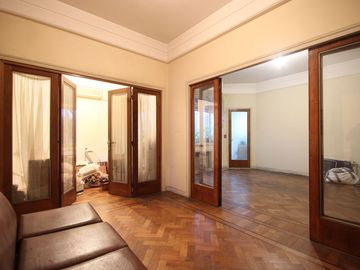 VENTA PH EN CABALLITO CON TERRAZA 300 METROS TOTAL