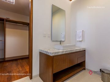 Casa de lujo en venta en Hacienda San Acasio en coto.