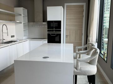 FOR SELL Condo Sindhorn Residences BTS-Chit Lom CX-116658