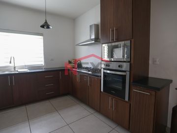 CASA EN VENTA EN RIVELLO RESIDENCIAL