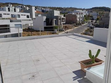 Casa en venta en El Condado con Roof Garden