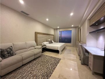 APARTAMENTO DE LUJO EN VENTA!  330 metros. Barrio El Golf