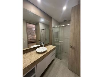 APARTAMENTO DE LUJO EN VENTA!  330 metros. Barrio El Golf
