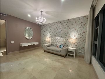 APARTAMENTO DE LUJO EN VENTA!  330 metros. Barrio El Golf
