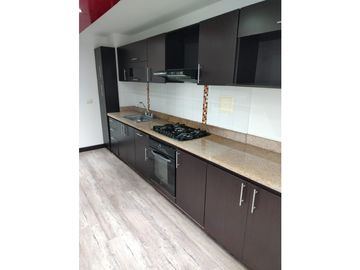 VENDO CASA EN CONJUNTO CERRADO EN CAJICA