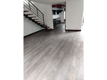 VENDO CASA EN CONJUNTO CERRADO EN CAJICA