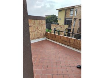 VENDO CASA EN CONJUNTO CERRADO EN CAJICA