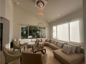 MARAVILLOSA CASA CONJUNTO EN VILLA CAMPESTRE