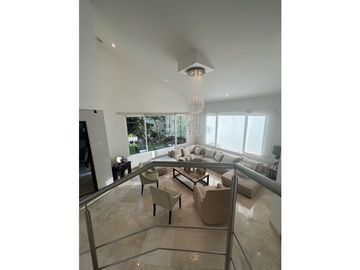 MARAVILLOSA CASA CONJUNTO EN VILLA CAMPESTRE