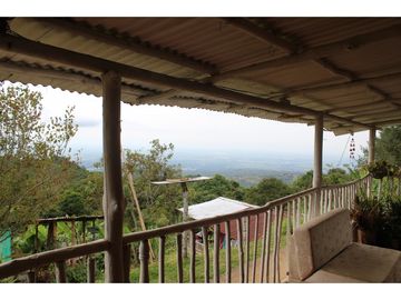 Vendo casa campestre en el otoño la buitrera, cali