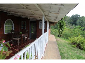Vendo casa campestre en el otoño la buitrera, cali